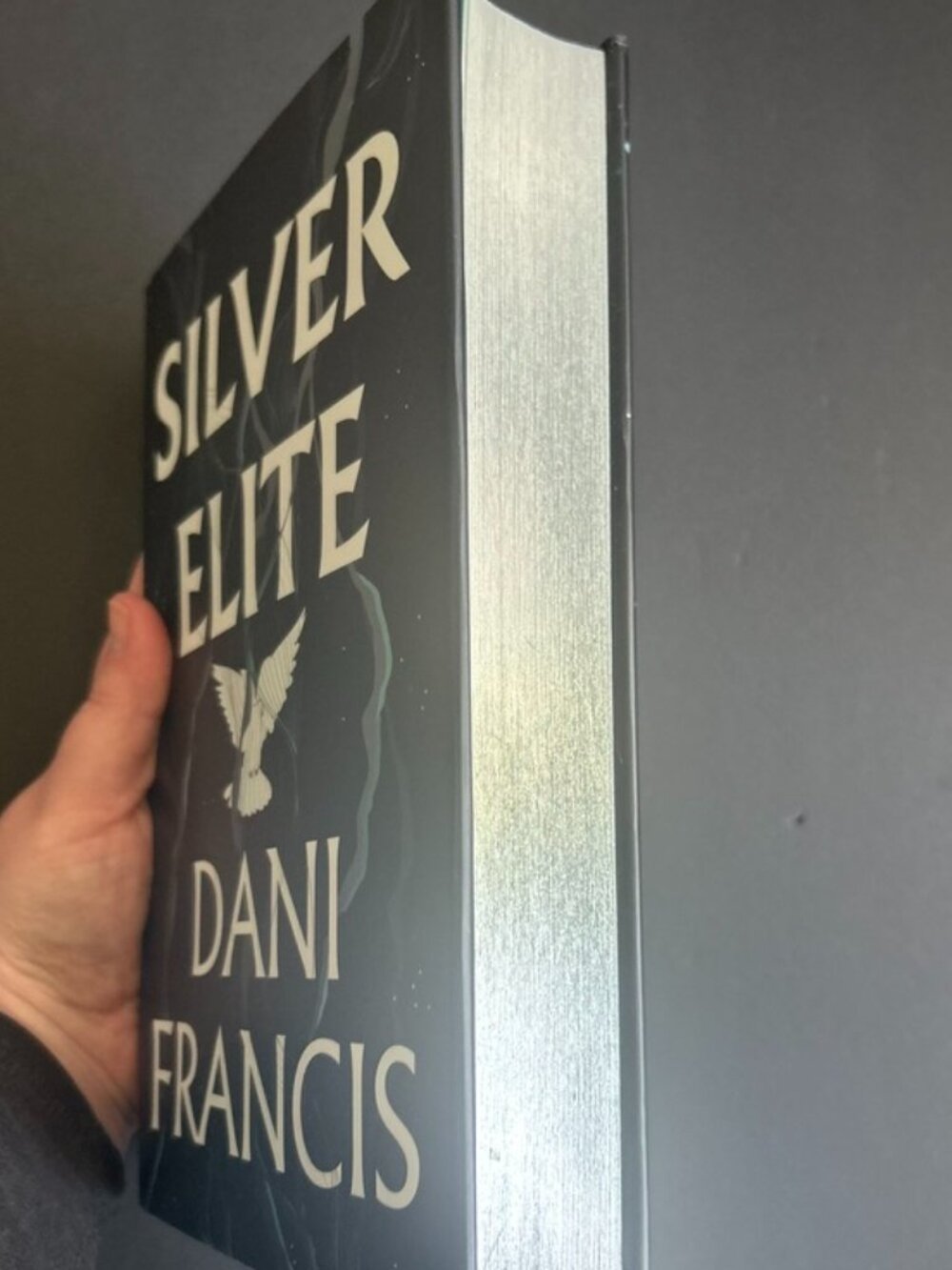 Silver Elite | First Edition | Book - Picture 2 of 10